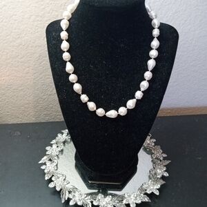 GORGEOUS Genuine Hand Knotted Pearl 8" Drop Necklace